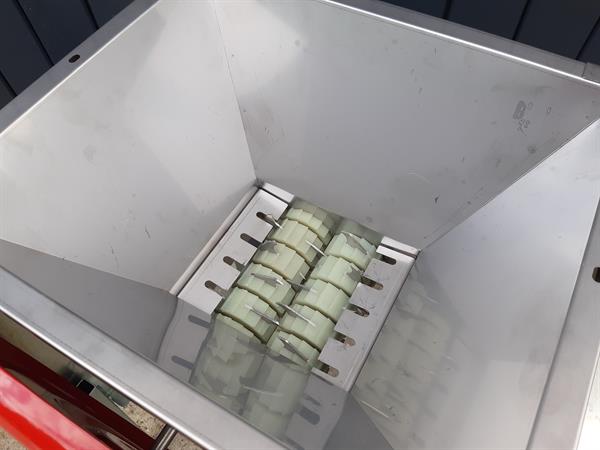 Saftpresse-sett - 20-liters stempelpresse inkl. pressesekk og 20-liters fruktmølle